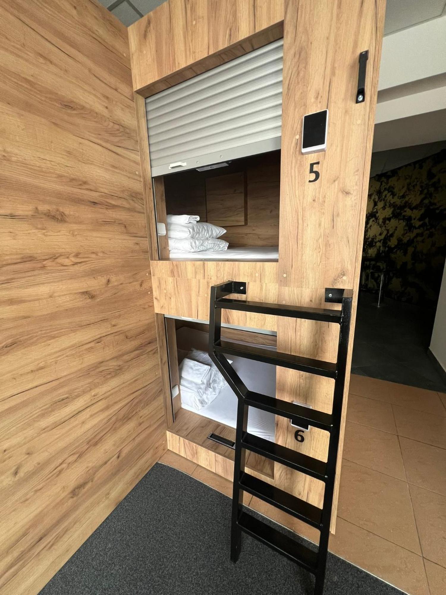 Like A Hostel Прага Екстер'єр фото