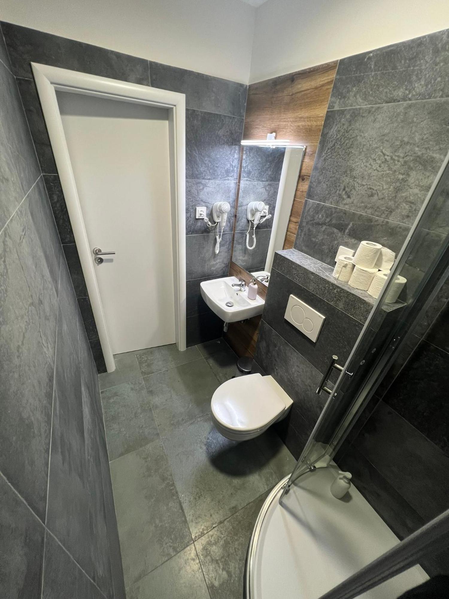 Like A Hostel Прага Екстер'єр фото